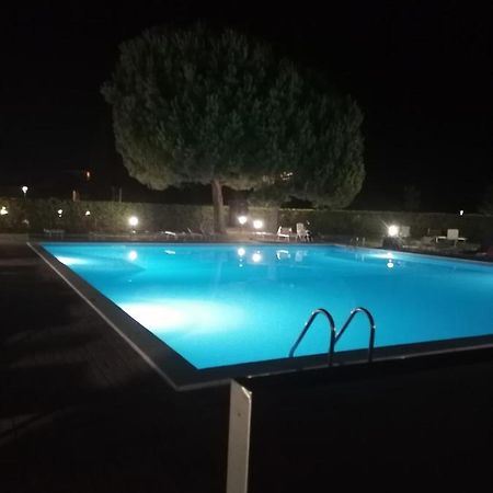 Casa Gisela Διαμέρισμα Ντεζεντσάνο ντελ Γκάρντα Εξωτερικό φωτογραφία